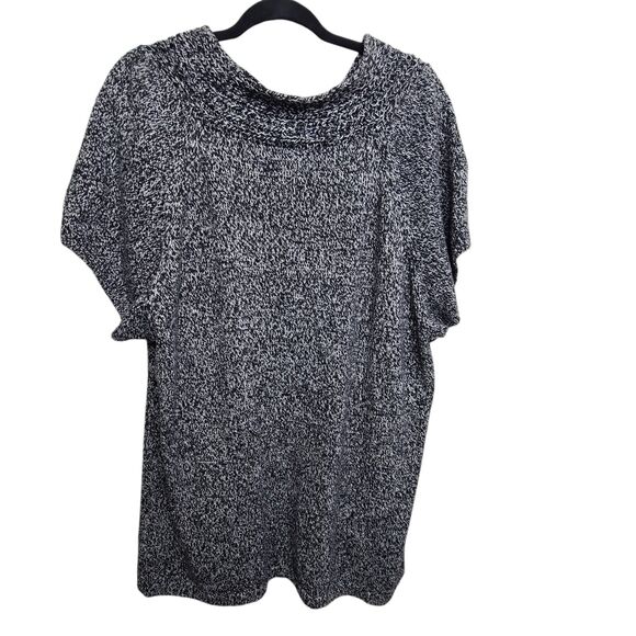 Lane Bryant Womens 26-28 Black White 2 Button Top Cardigan Sweater Short Sleeve - Picture 3 of 5